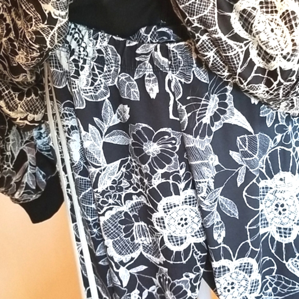 FARM × ADIDAS Florido Batwing Battenberg Lace B & W SUPERSTAR Cape  Leggings SET - Picture 10 of 16
